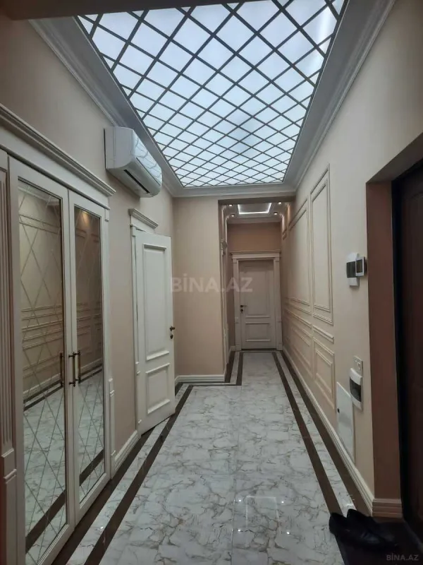 Kirayə verilir 2 otaqlı mənzil 98 m²