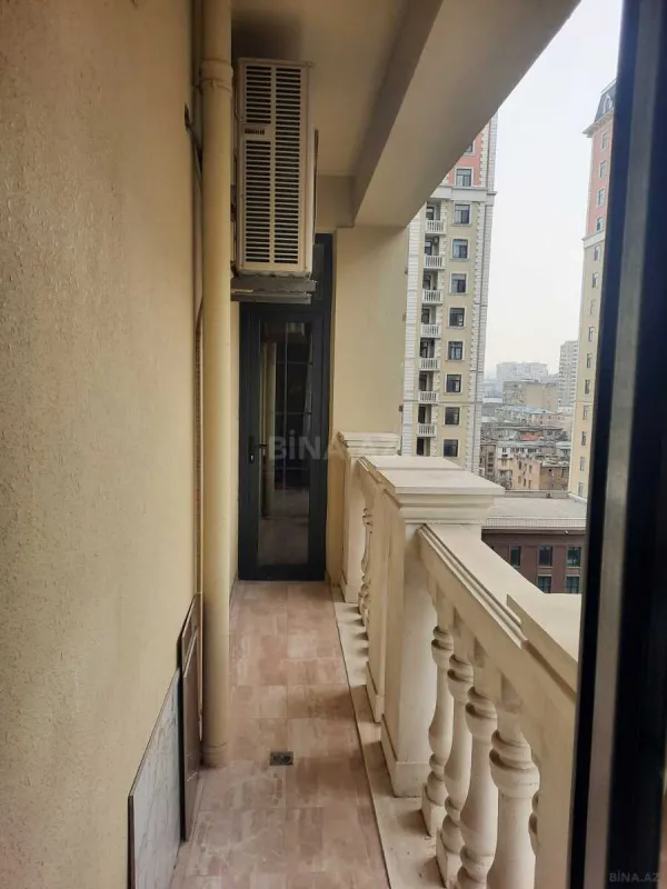 Kirayə verilir 2 otaqlı mənzil 98 m²