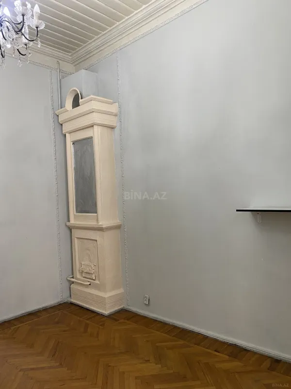 Kirayə verilir 5 otaqlı mənzil 150 m²
