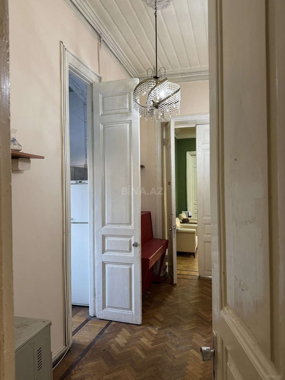 Kirayə verilir 5 otaqlı mənzil 150 m²