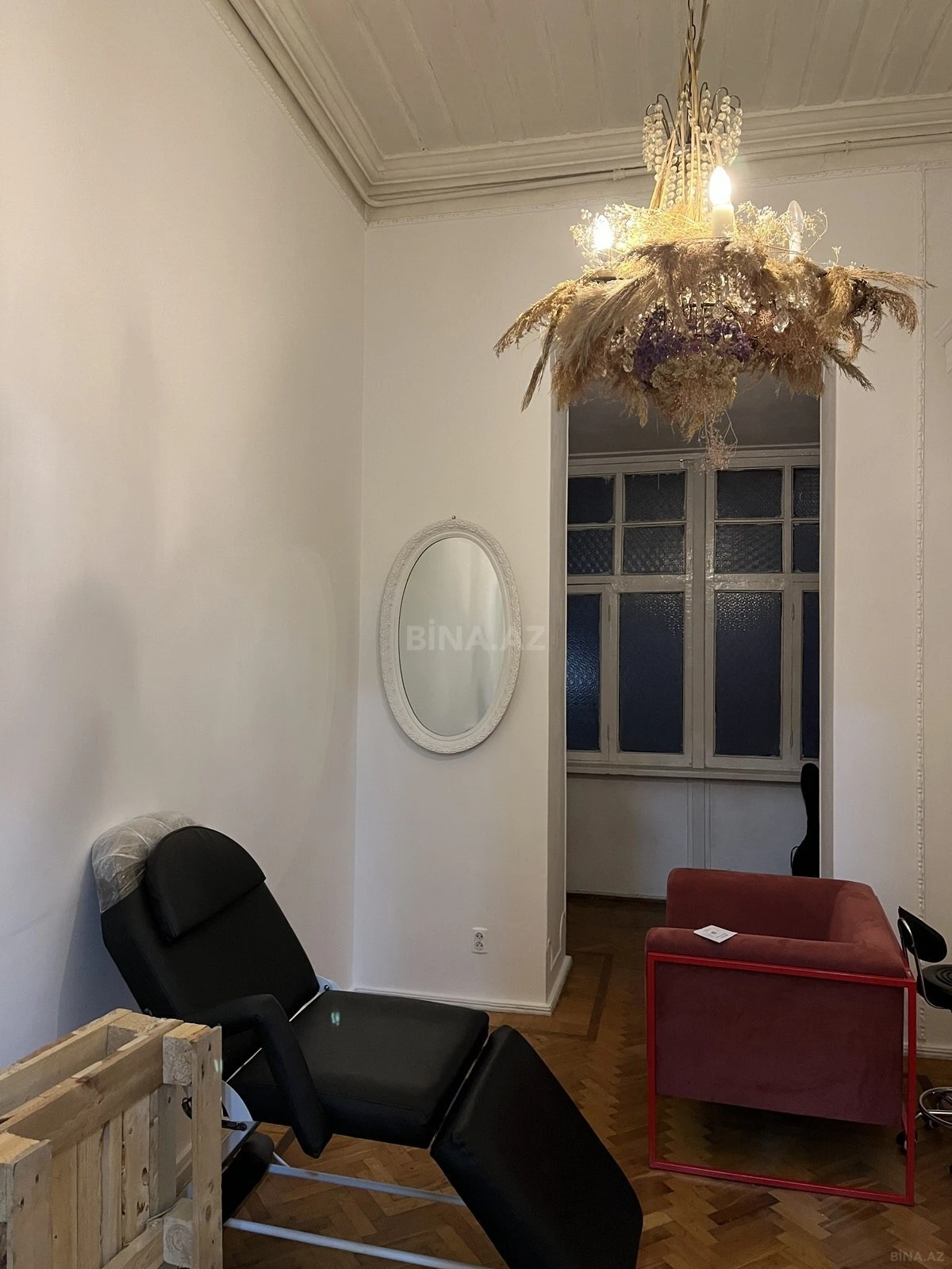 Kirayə verilir 5 otaqlı mənzil 150 m²