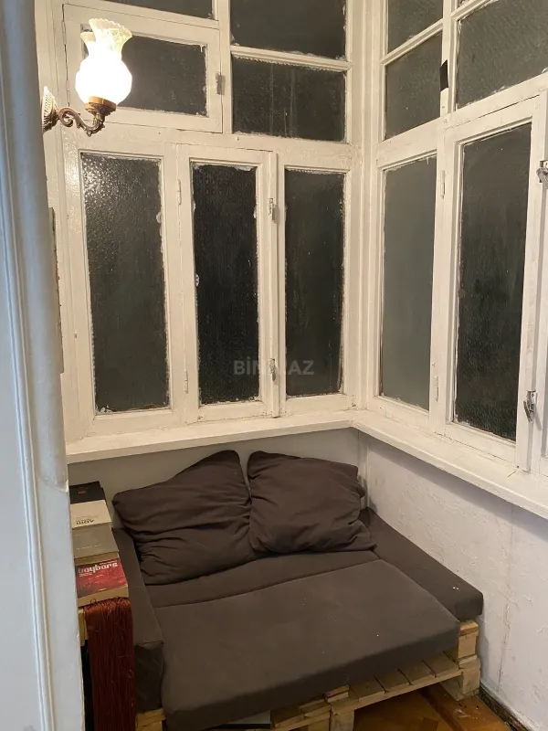 Kirayə verilir 5 otaqlı mənzil 150 m²