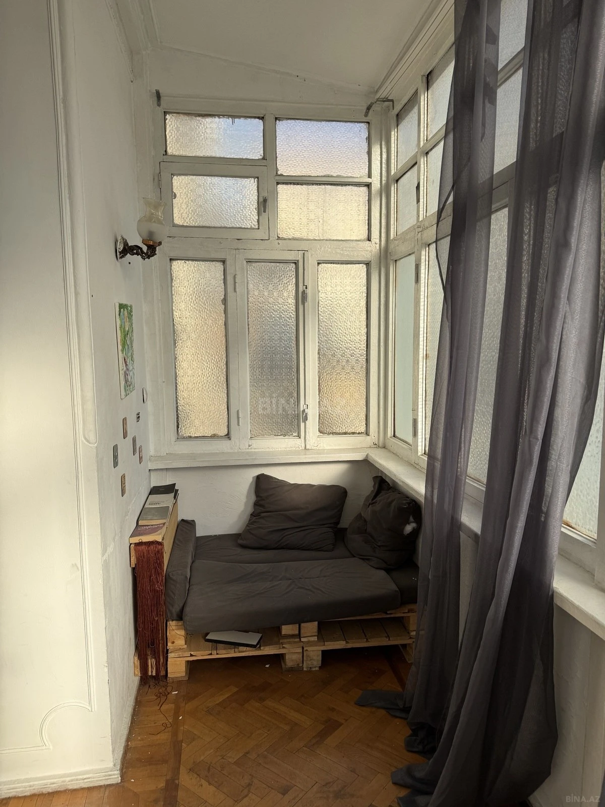 Kirayə verilir 5 otaqlı mənzil 150 m²