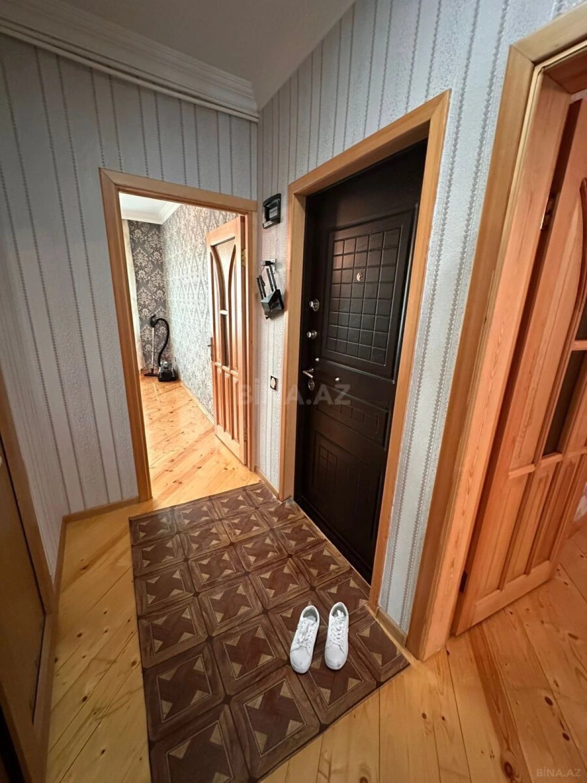 Kirayə verilir 2 otaqlı mənzil 65 m²