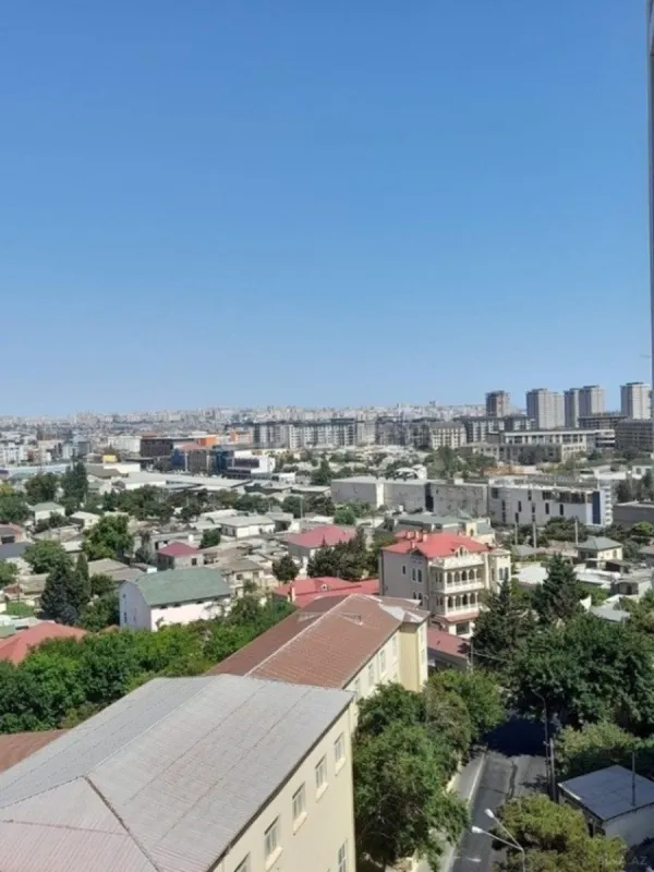 Kirayə verilir 2 otaqlı mənzil 85 m²