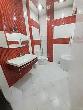 Kirayə verilir 2 otaqlı mənzil 85 m²
