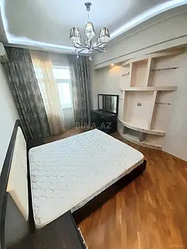 Kirayə verilir 2 otaqlı mənzil 85 m²