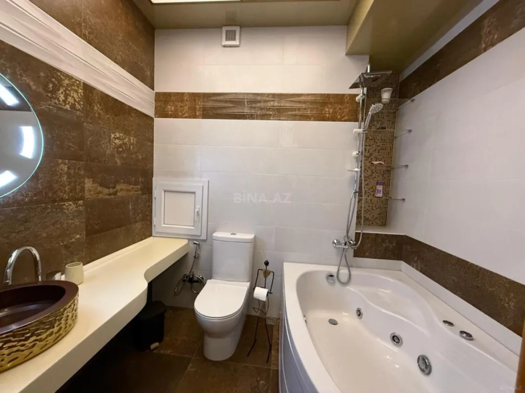 Kirayə verilir 4 otaqlı mənzil 150 m²