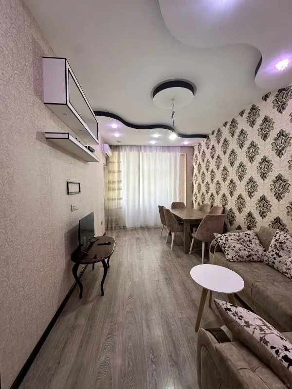 Satılır 2 otaqlı mənzil 68 m²