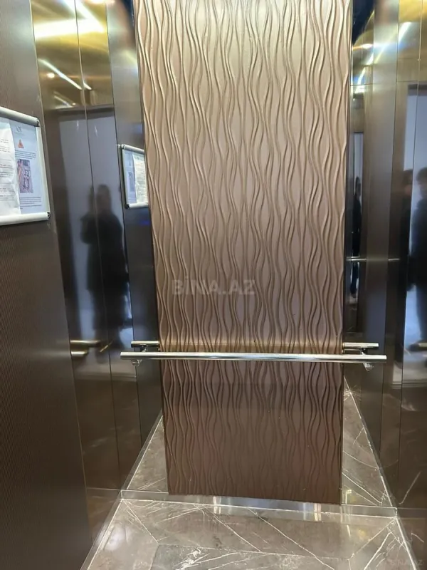 Kirayə verilir 2 otaqlı mənzil 85 m²