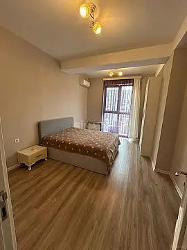 Kirayə verilir 2 otaqlı mənzil 85 m²