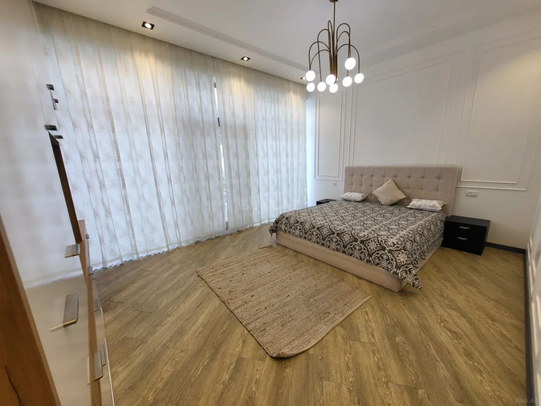 Satılır 4 otaqlı həyət evi 160 m²