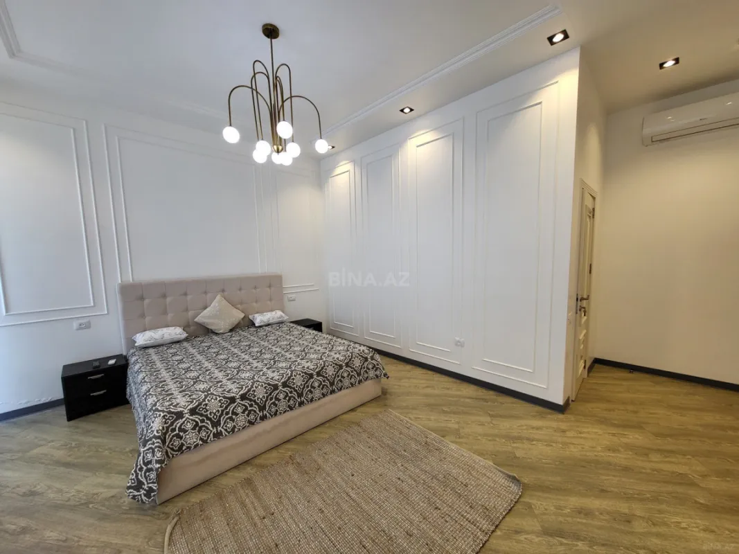Satılır 4 otaqlı həyət evi 160 m²