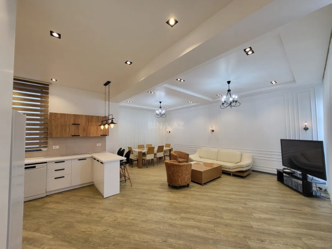 Satılır 4 otaqlı həyət evi 160 m²