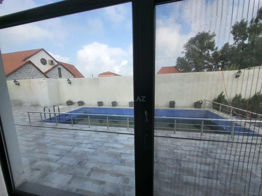Satılır 4 otaqlı həyət evi 160 m²