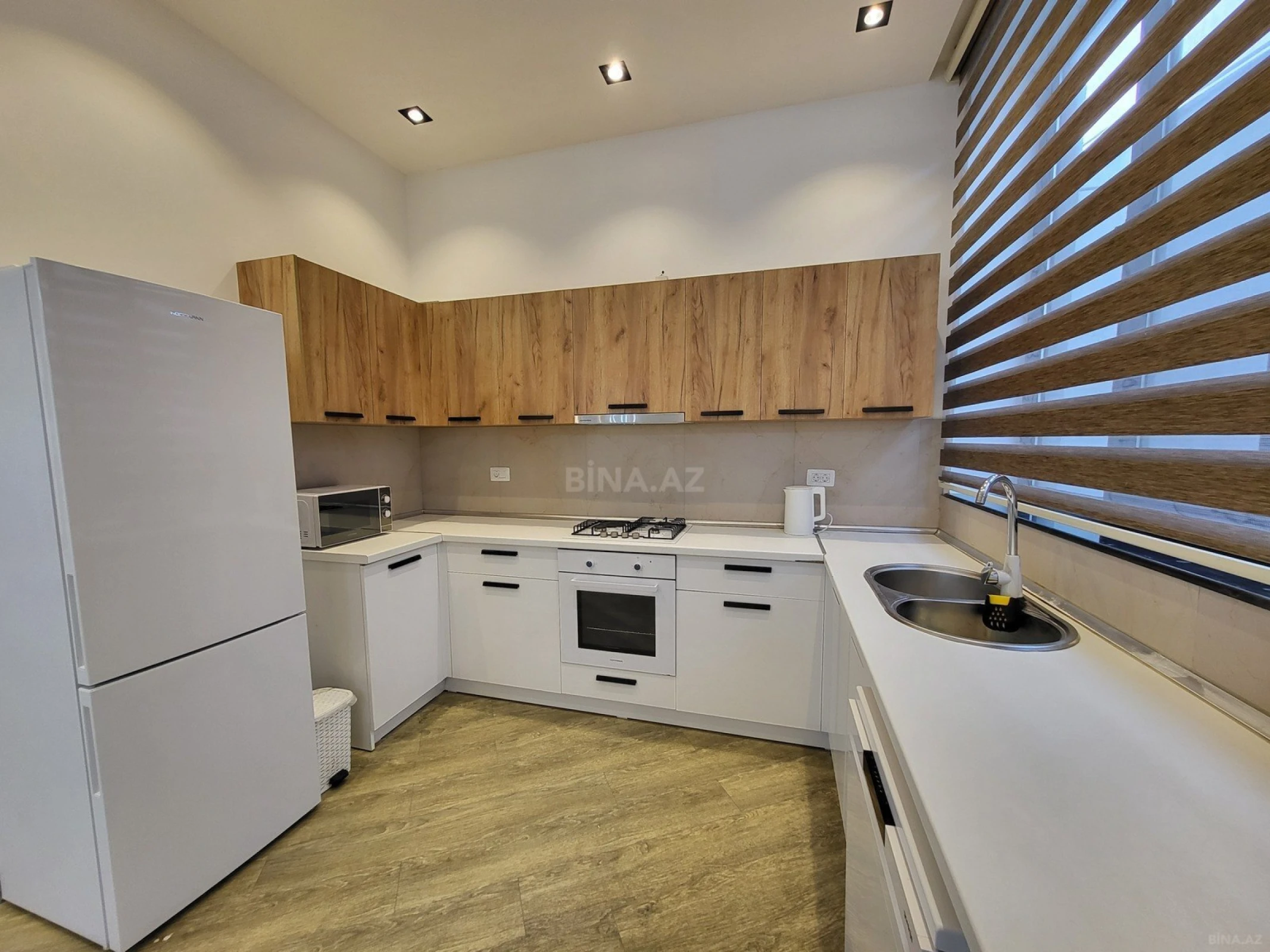 Satılır 4 otaqlı həyət evi 160 m²