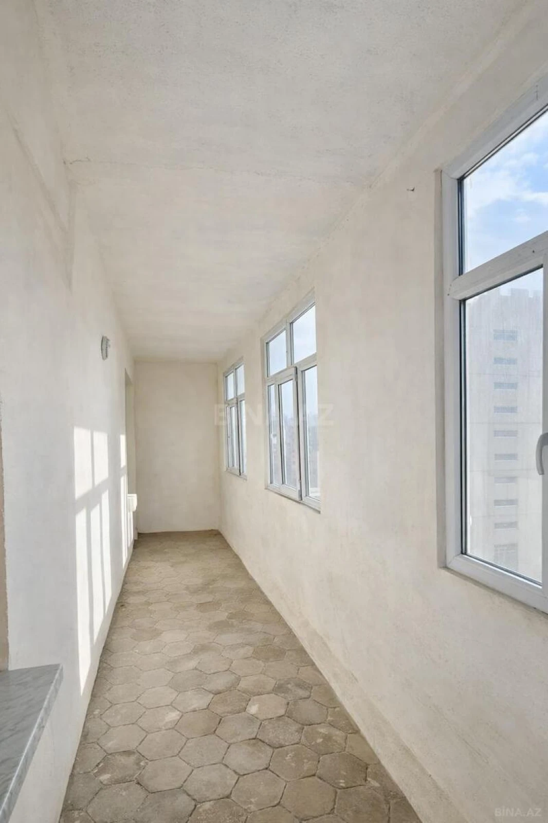 Satılır 2 otaqlı mənzil 65 m²