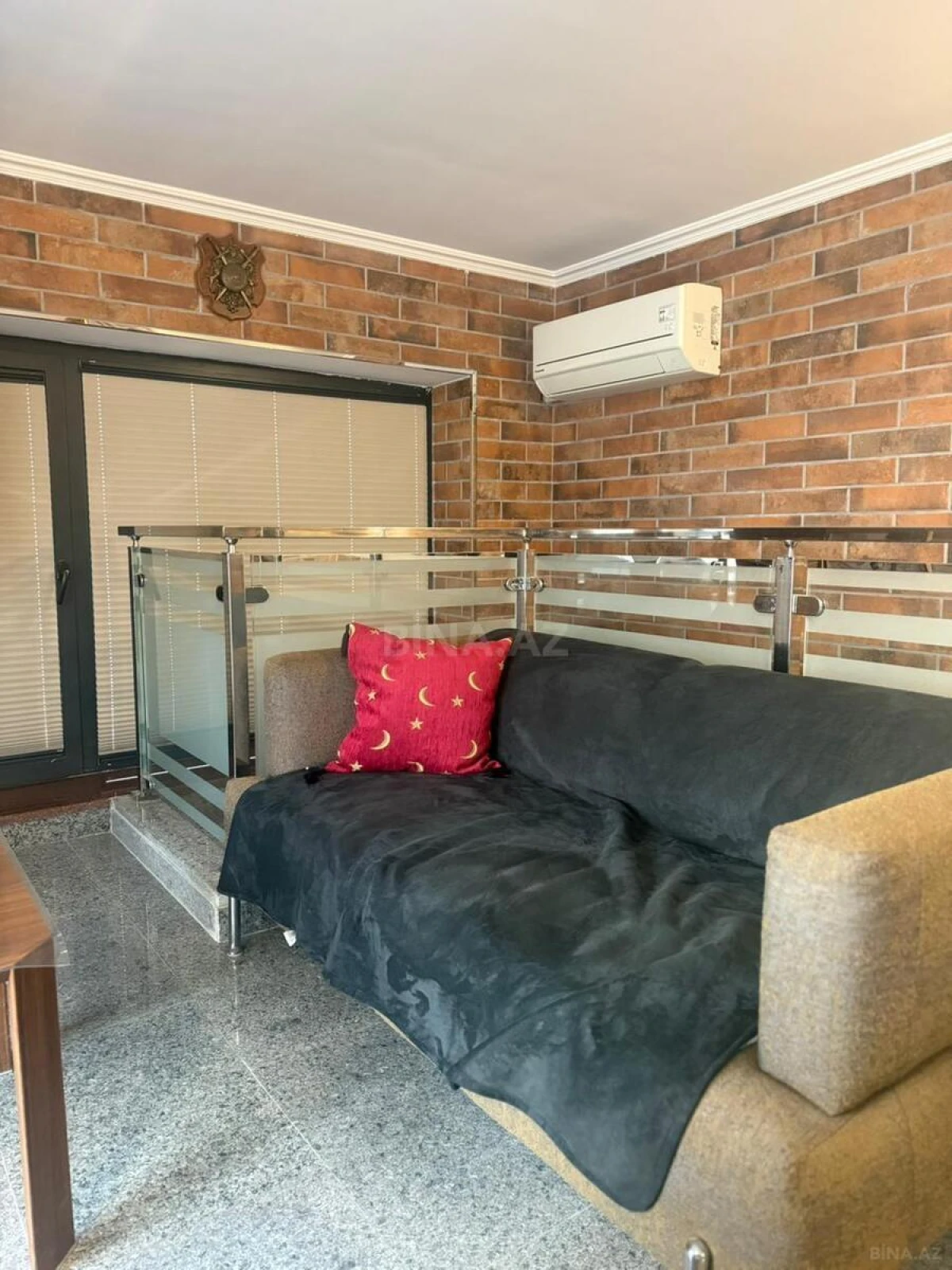 Kirayə verilir 2 otaqlı ofis 50 m²