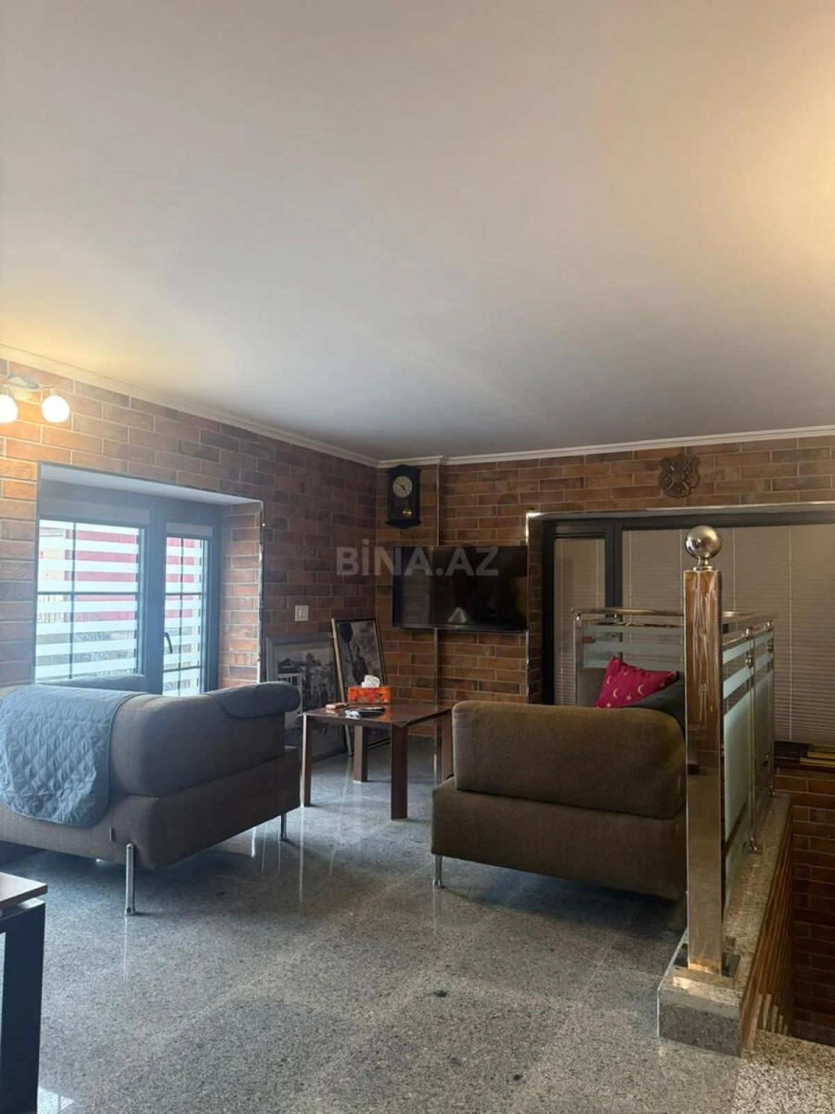 Kirayə verilir 2 otaqlı ofis 50 m²