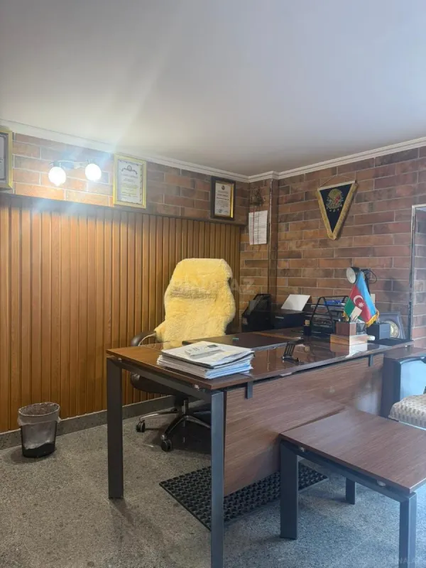 Kirayə verilir 2 otaqlı ofis 50 m²