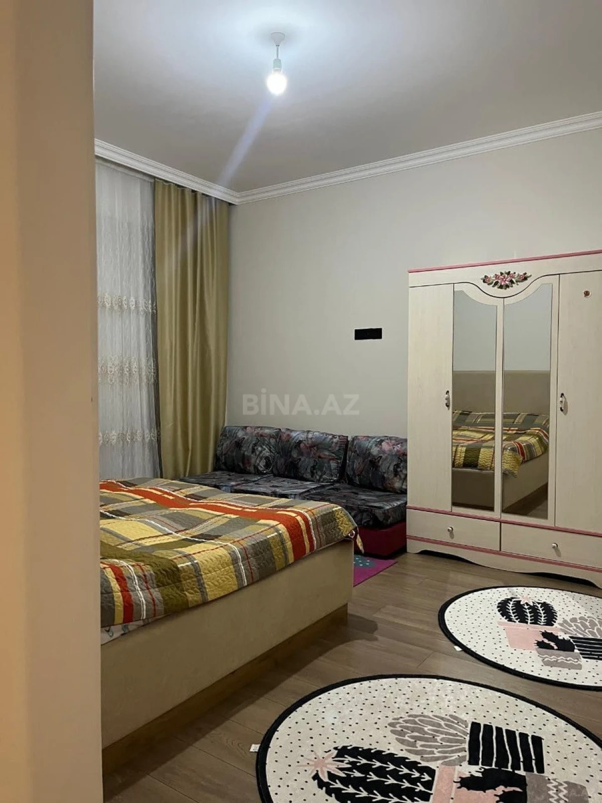 Satılır 4 otaqlı həyət evi 200 m²