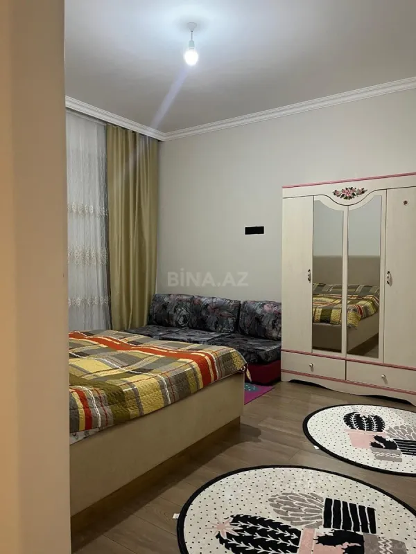 Satılır 4 otaqlı həyət evi 200 m²