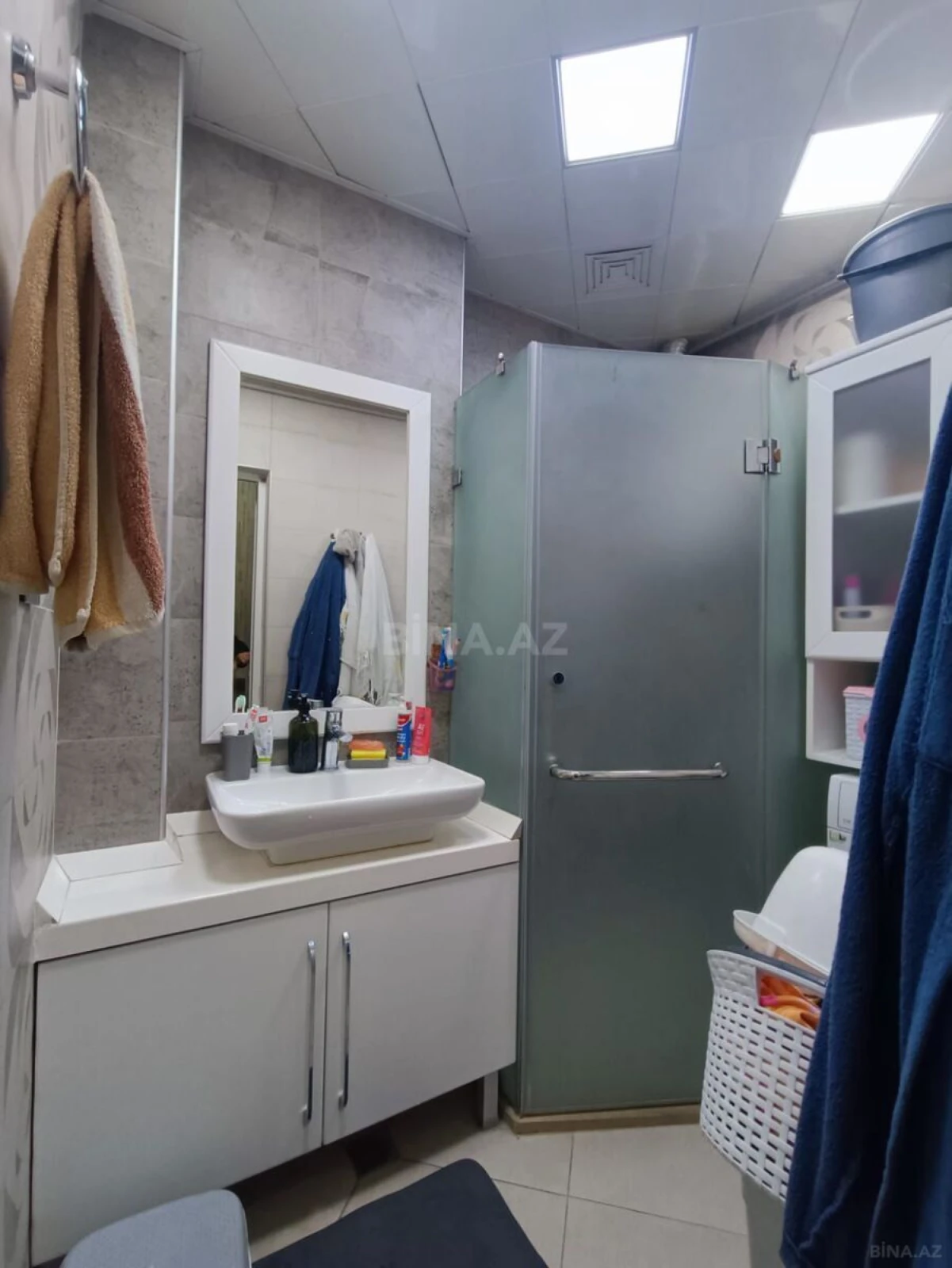 Satılır 2 otaqlı mənzil 65 m²