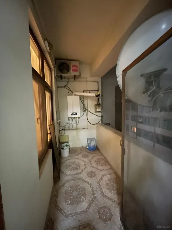 Kirayə verilir 4 otaqlı mənzil 125 m²