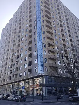 Satılır 3 otaqlı mənzil 132 m² — Bakı, Nizami 3 otaq 132.00 m²