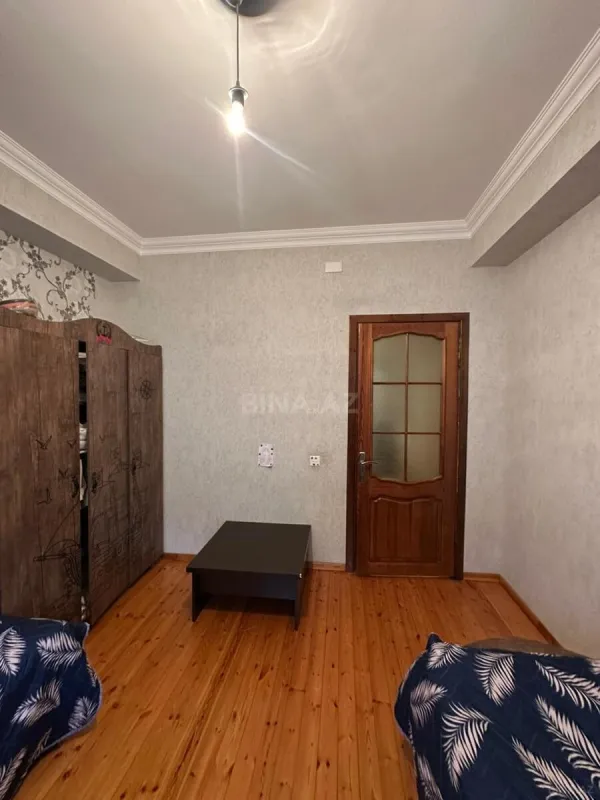 Satılır 2 otaqlı mənzil 71 m²