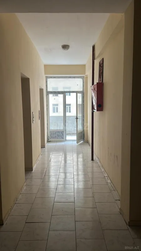 Satılır 2 otaqlı mənzil 71 m²