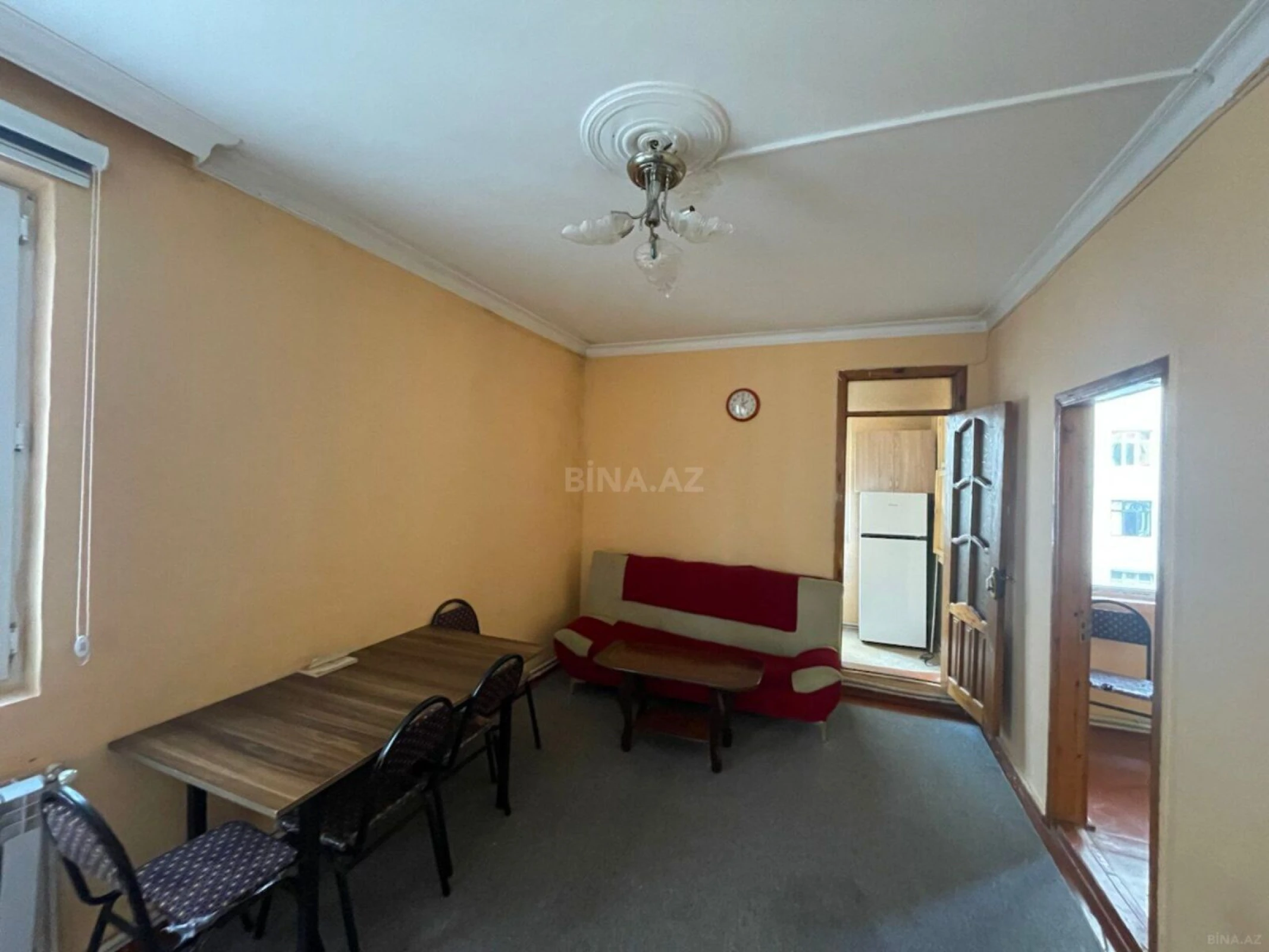 Kirayə verilir 2 otaqlı mənzil 45 m²