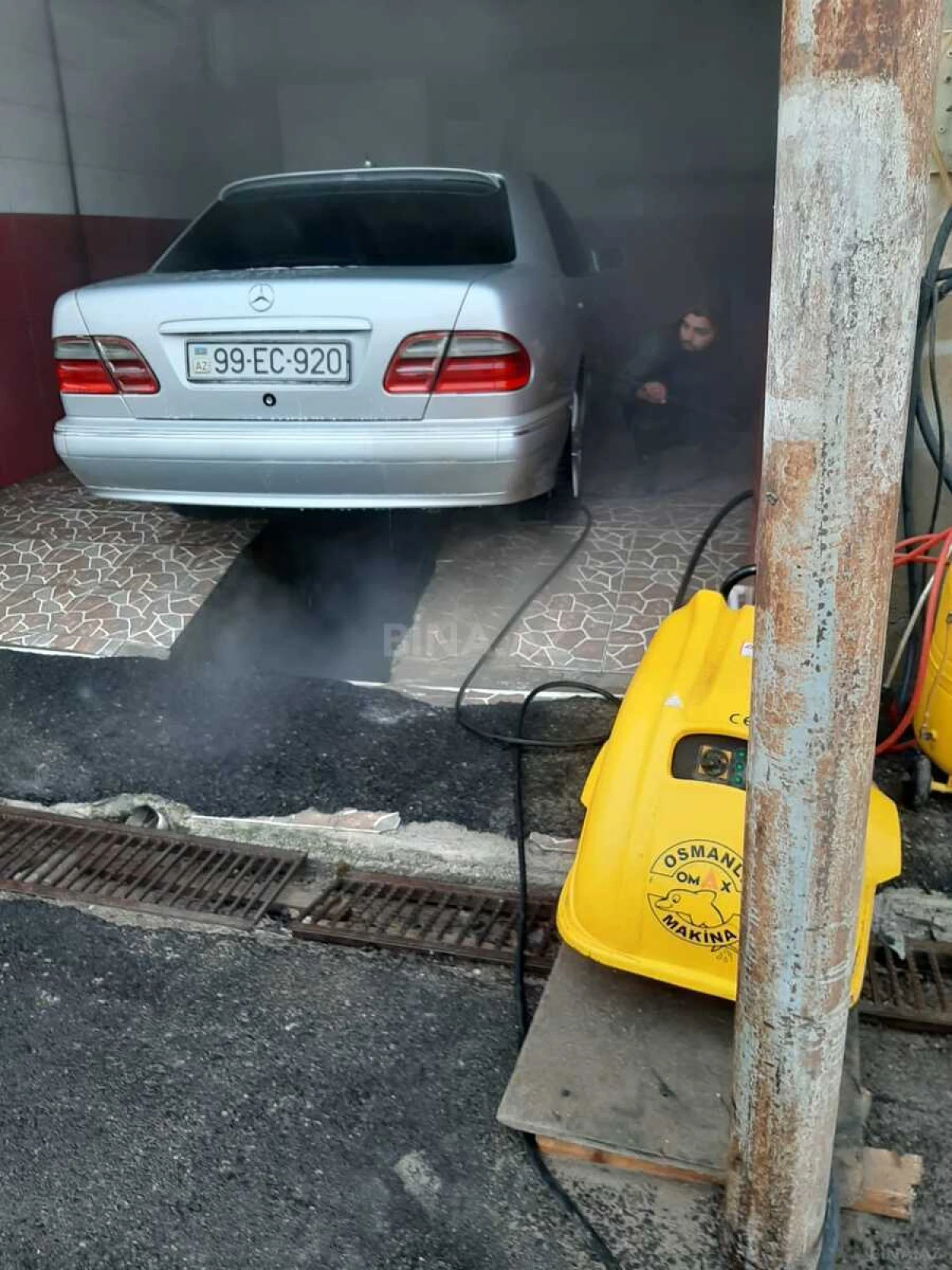 Satılır obyekt 100 m²