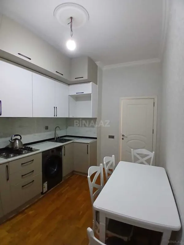 Satılır 2 otaqlı mənzil 68 m²