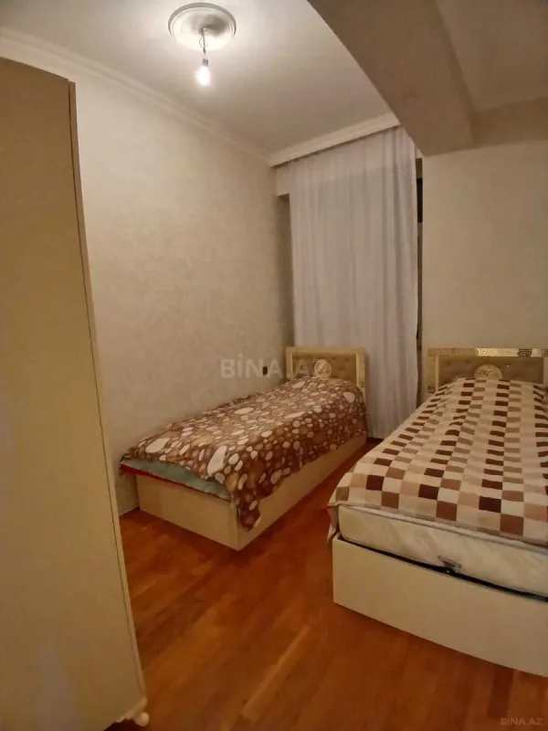 Satılır 2 otaqlı mənzil 68 m²