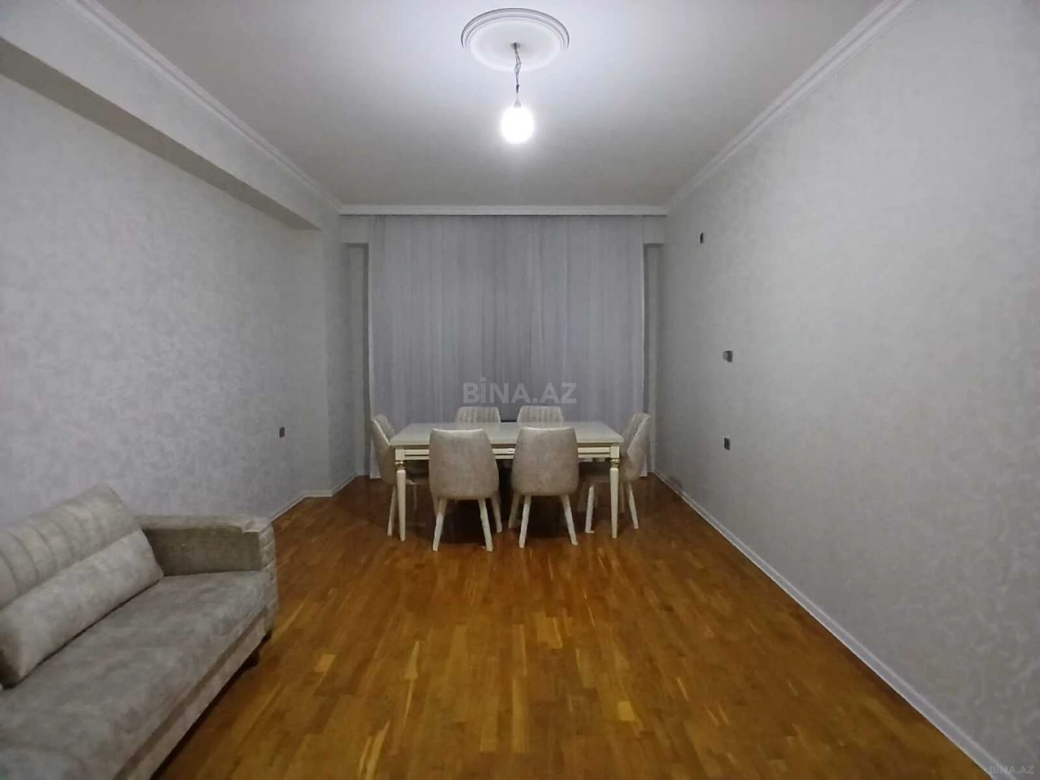 Satılır 2 otaqlı mənzil 68 m²