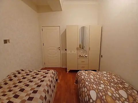 Satılır 2 otaqlı mənzil 68 m²