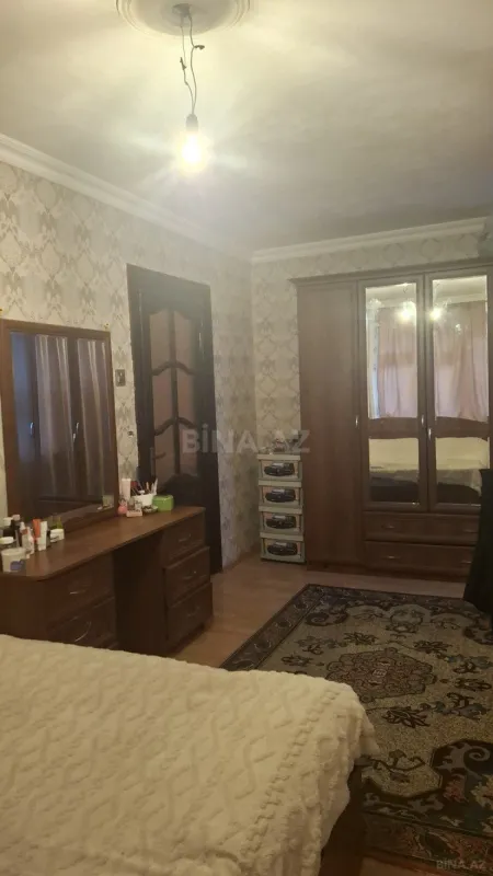 Satılır 2 otaqlı mənzil 47 m²