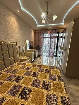 Satılır 3 otaqlı mənzil 148 m²