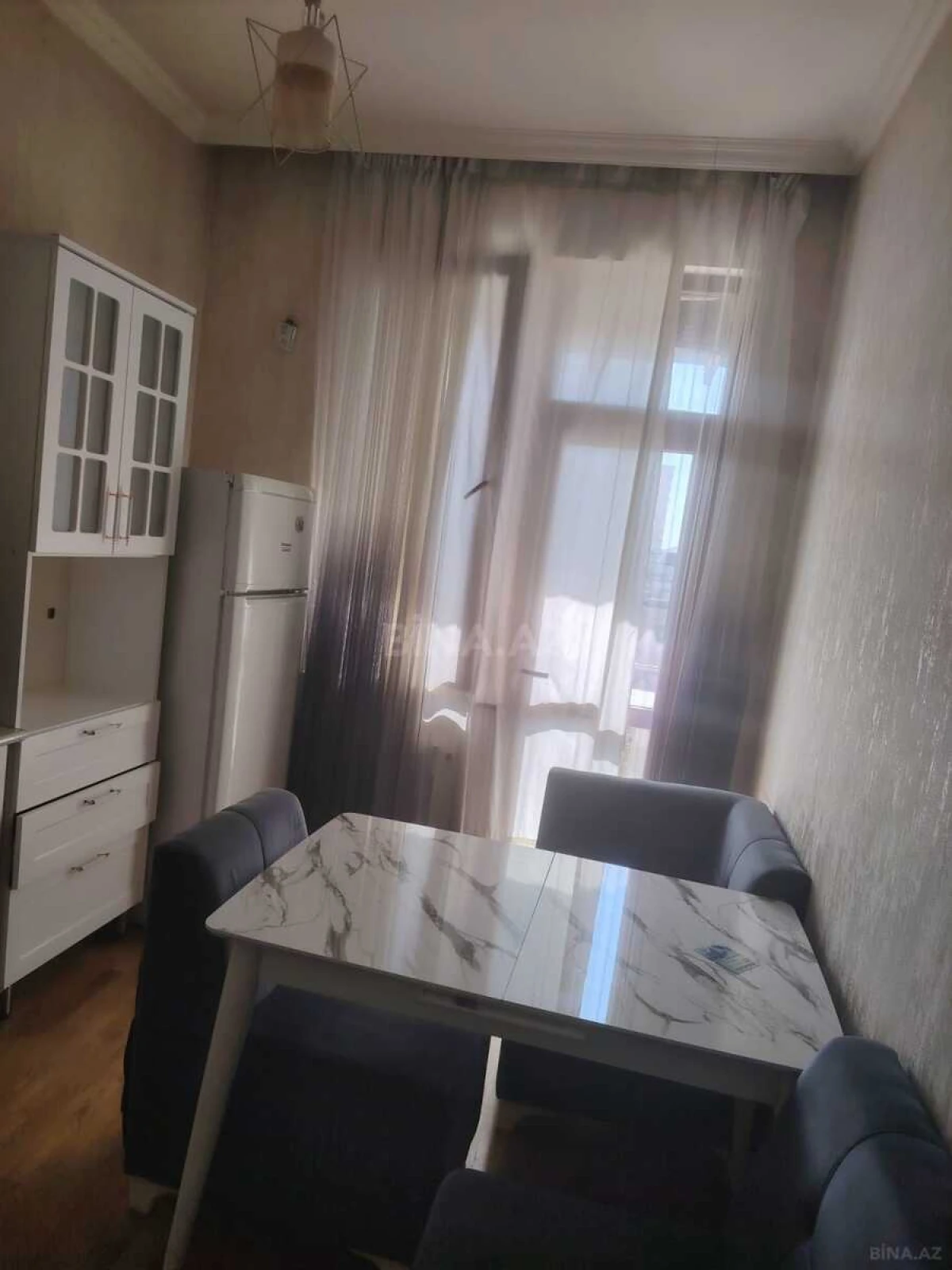Kirayə verilir 1 otaqlı mənzil 55 m²
