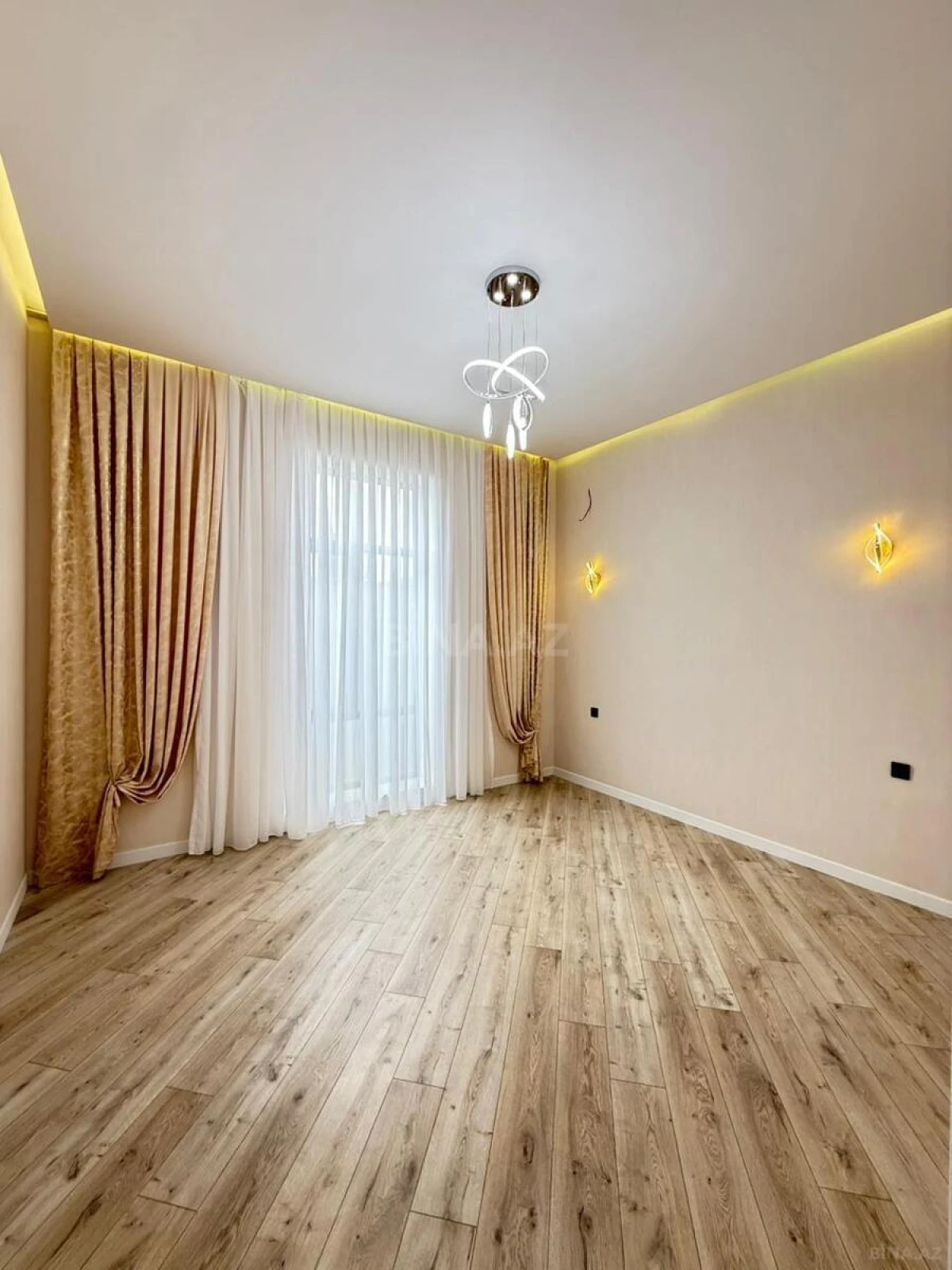 Satılır 4 otaqlı həyət evi 170 m²