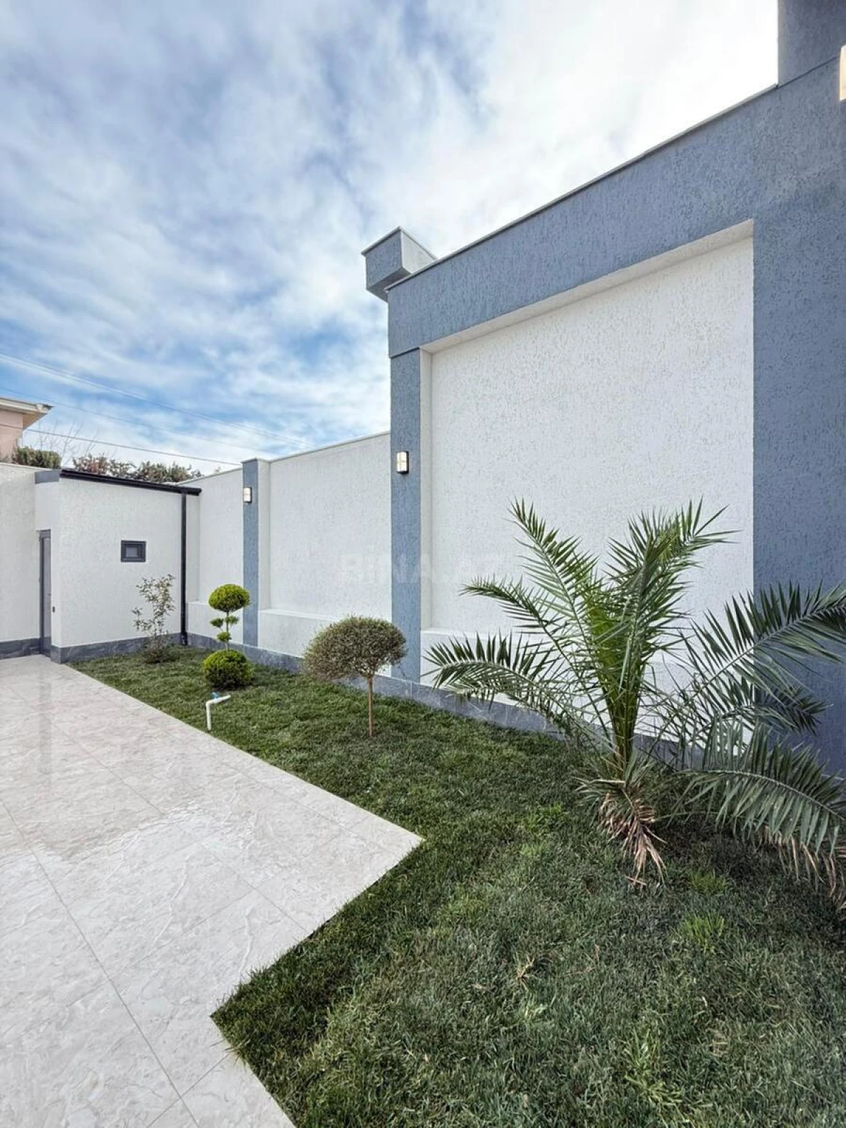 Satılır 4 otaqlı həyət evi 170 m²
