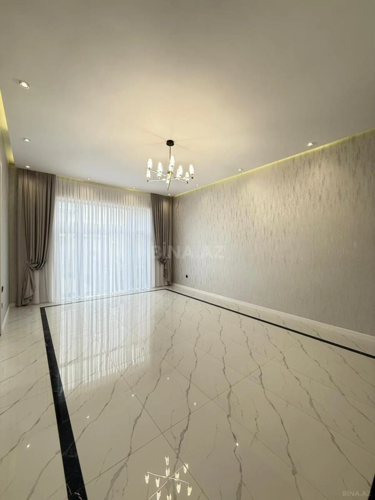 Satılır 4 otaqlı həyət evi 170 m²