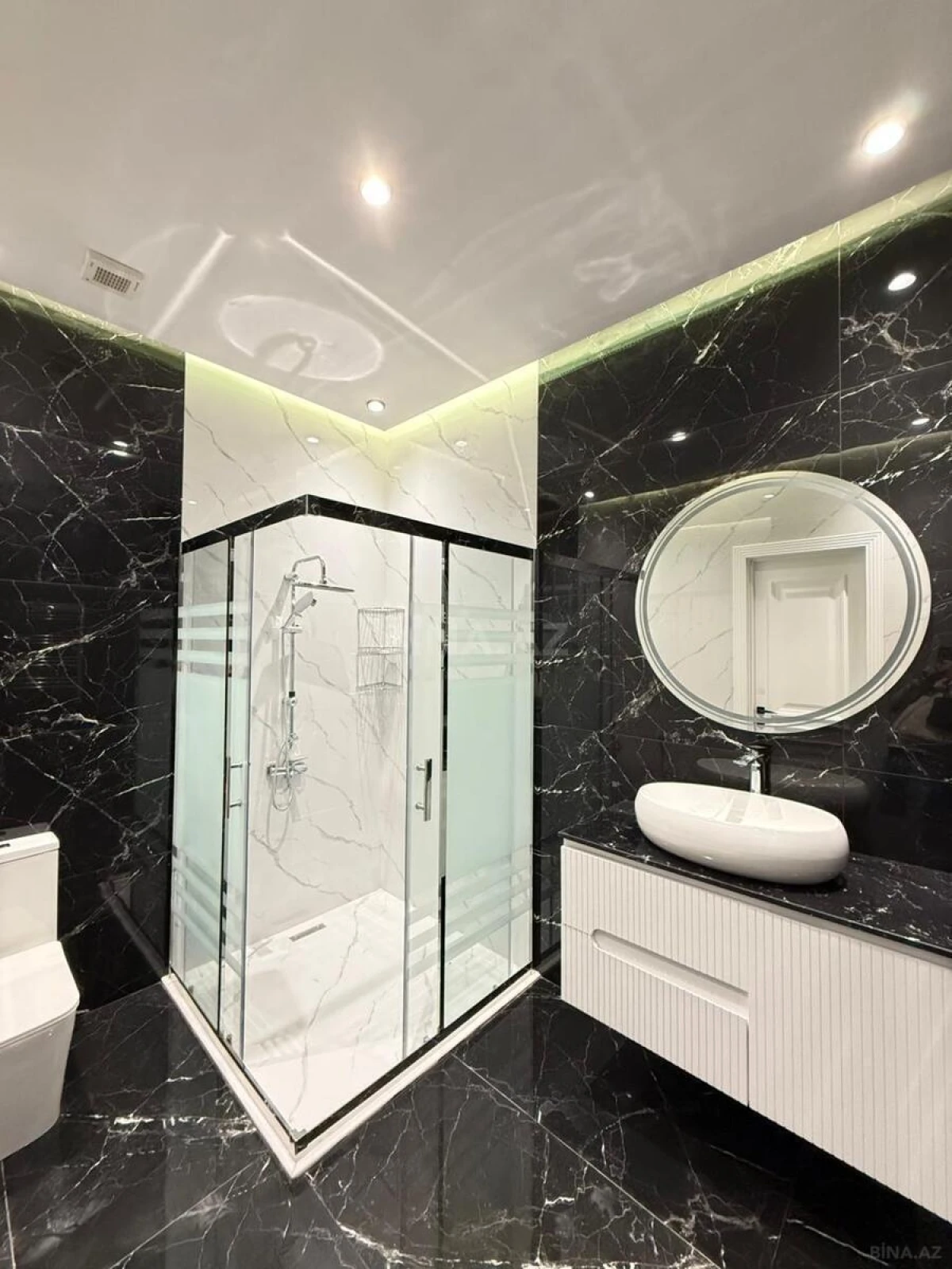 Satılır 4 otaqlı həyət evi 170 m²