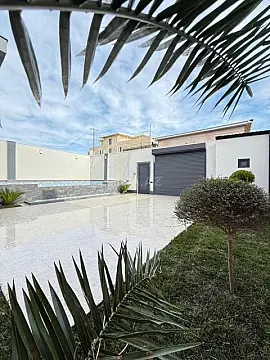 Satılır 4 otaqlı həyət evi 170 m²