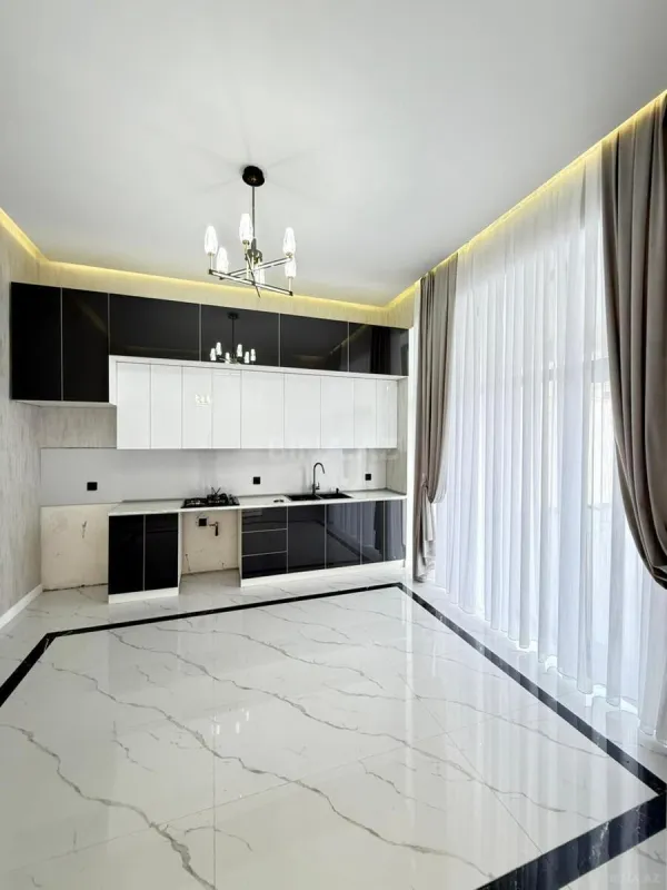 Satılır 4 otaqlı həyət evi 170 m²