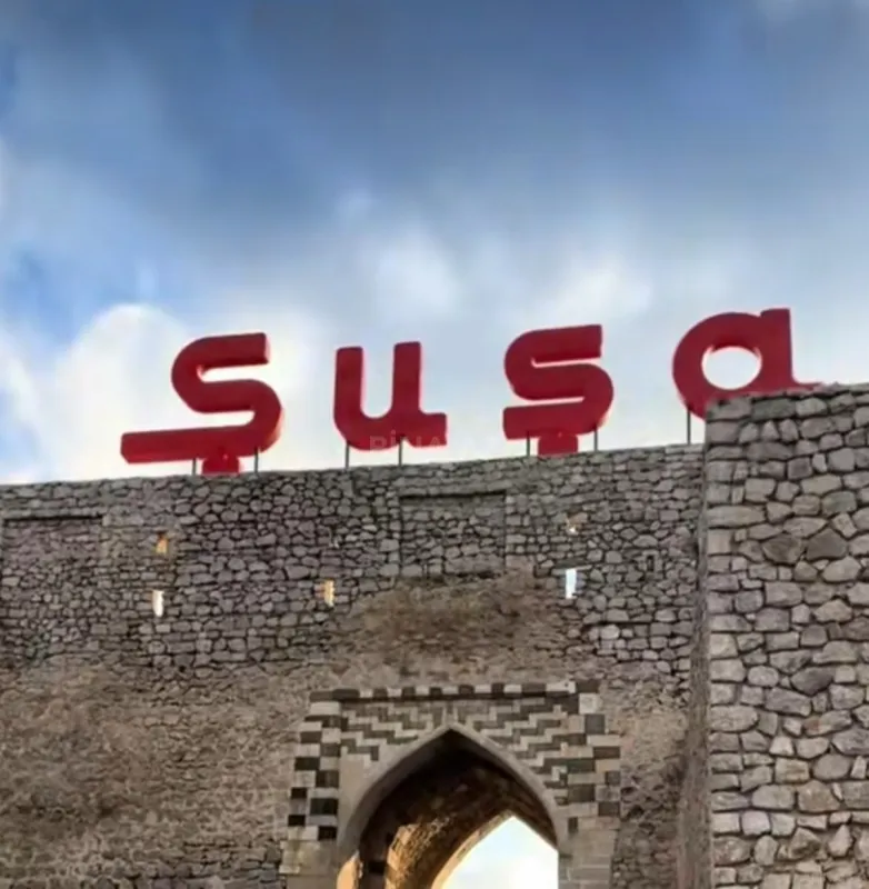 Kirayə verilir 3 otaqlı mənzil 83 m²