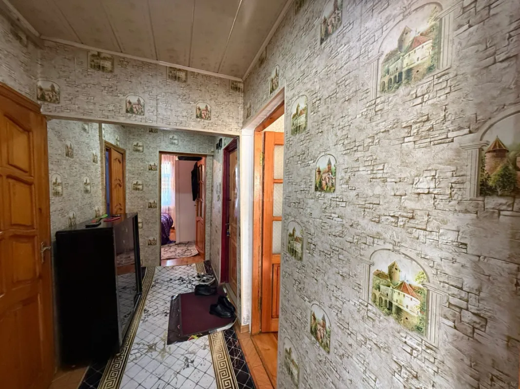 Satılır 2 otaqlı mənzil 65 m²