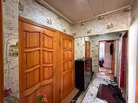 Satılır 2 otaqlı mənzil 65 m²