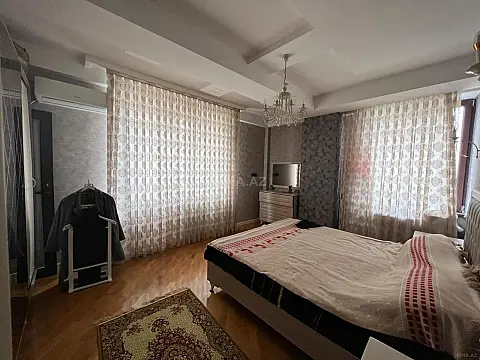 Kirayə verilir 3 otaqlı mənzil 130 m²